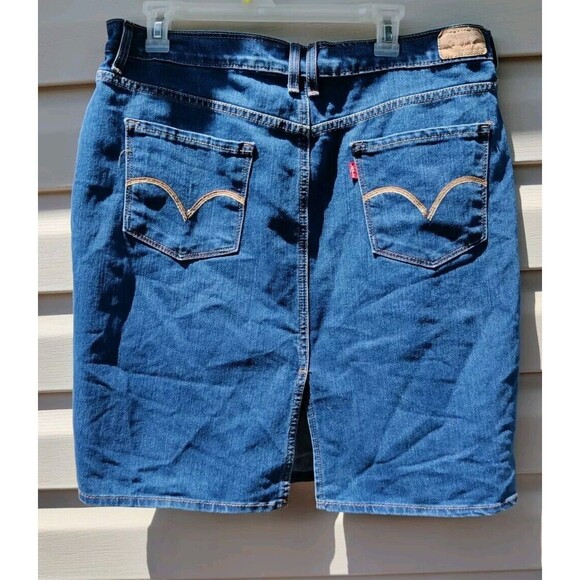 Levis Jean Skirt Womens Size 14 Denim Knee Length Blue Slit In Back Pencil Short - Picture 3 of 12